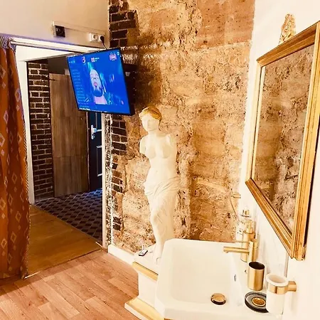 Jacuzzi Aparthotel *