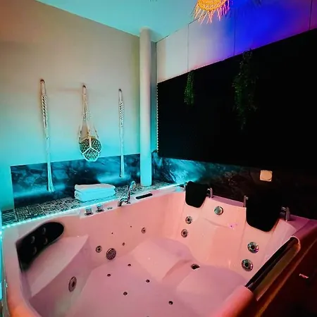 Jacuzzi Aparthotel Parigi